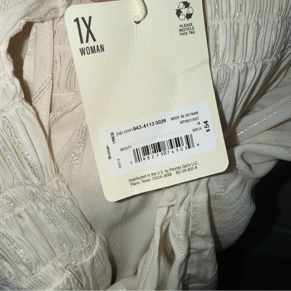 NEW a.n.a Ivory Smocked Blouse Ruffle Details Boho Peasant style Rayon Flowy - Picture 5 of 7